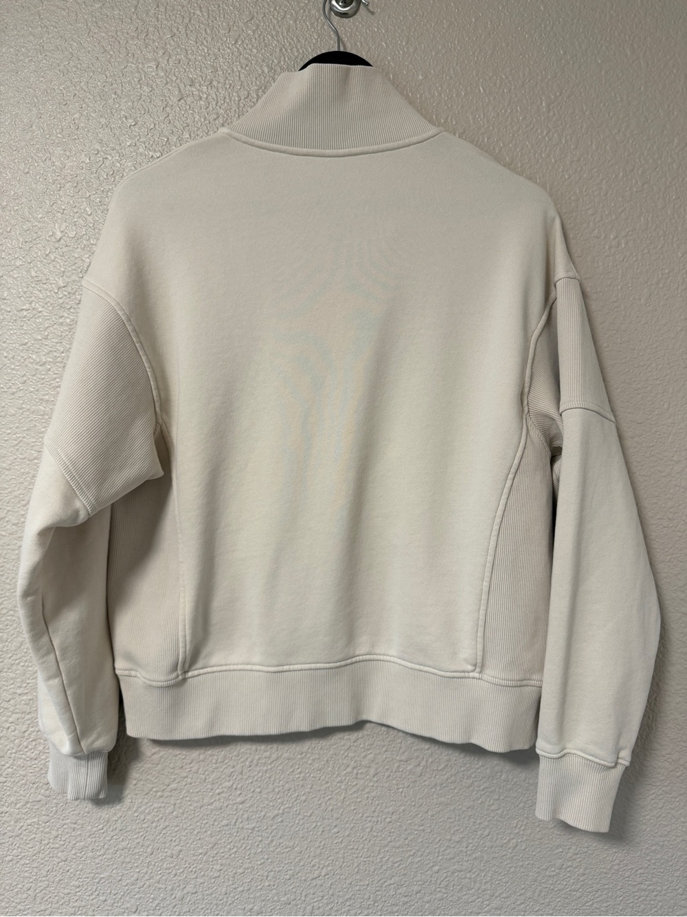 Vuori Sedona Rib Half Zip Sweatshirt  Athleisure Effortless Chic Cropped S White - Picture 9 of 9